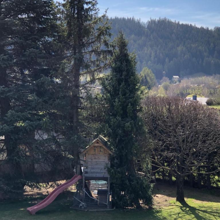 Frühstückspension Eichberger - Familienzimmer mit Balkon - 12