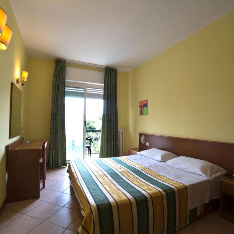 Hotel Kristall - Chambre Double ou Lits Jumeaux - 1