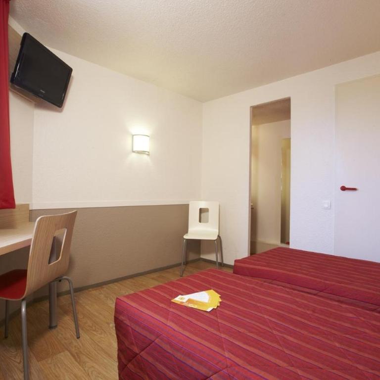 Premiere Classe Avignon Courtine Gare TGV - Chambre Lits Jumeaux - 3