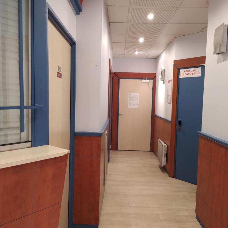 Berge du Rhône, Centre Lyon, espace de travail, tout à pied, Université Lyon 2 et Lyon 3, idéal voyage d'affaires, tourisme, loisirs - Studio - 25