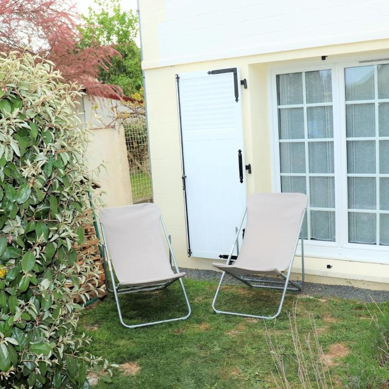 Villa des sables avec 1 studio pour 2 personnes pouvant être complété par une chambre avec sa salle de bain et WC si 4 personnes - Familienstudio - 9