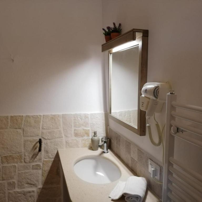 Trulli Resort Monte Pasubio Trulli bbalberobellocom - Appartamento Monolocale - Via Mendel 1 (No Trullo) - 6