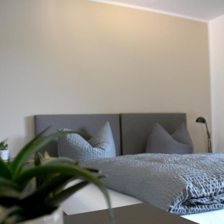 Pension Almhof Baumgarten - Doppelzimmer mit Balkon - 2