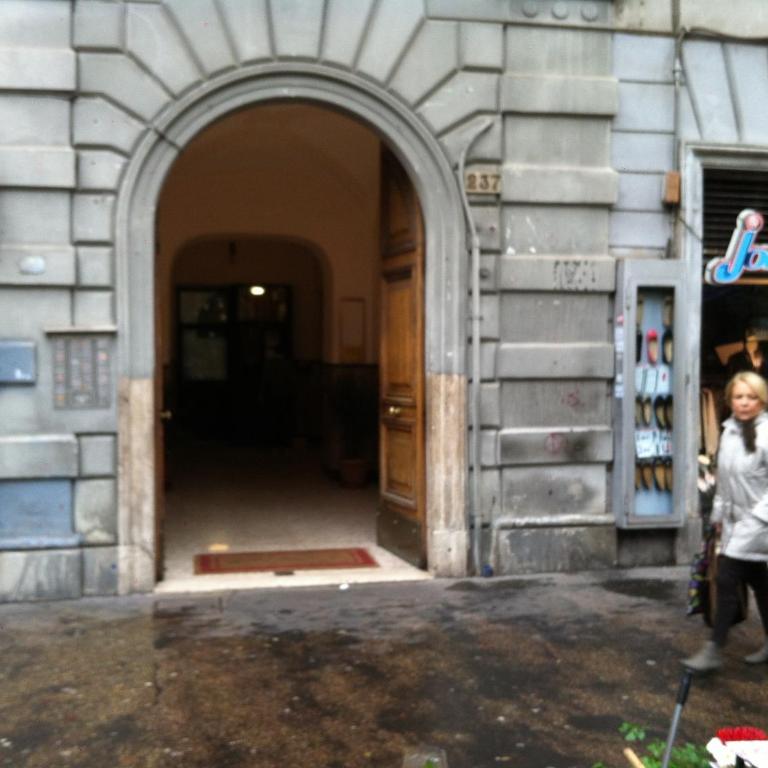 Giulio Cesare Imperatore - Two-Bedroom Apartment - 26