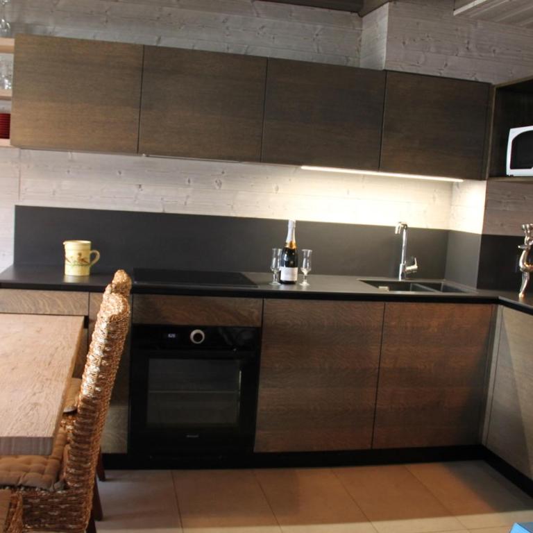 Résidence VAL VILLAGE, skis aux pieds, Duplex 3 chambres 75 m2 - by MONTBLANC LODGE - Appartement 3 Chambres - 14