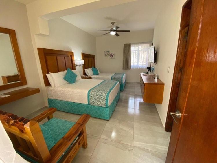 Hotel Posada Quinta Las Flores - Habitación Doble Deluxe - 2 camas - 4