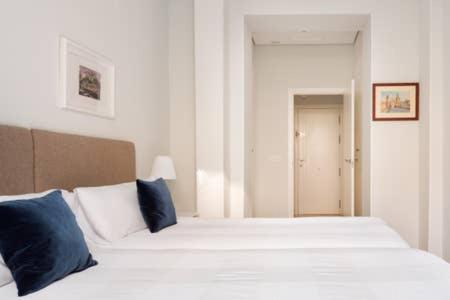 Epicenter II NUEVO y lujoso apto Parking gratis Perfecta ubicación - Apartamento de 2 dormitorios - 18