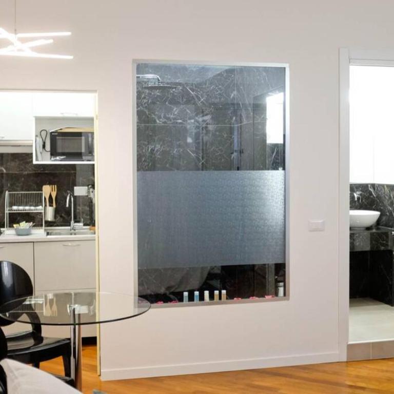 Pantheon Amazing Jacuzzi Suite - Deluxe Studio - 14