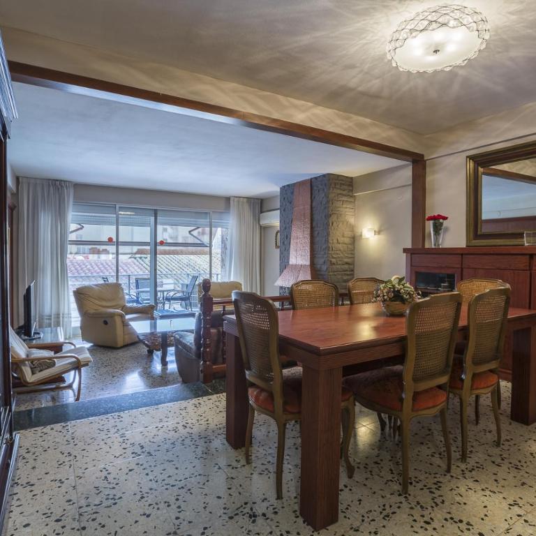 R54 Apartamento MONTSERRAT 11-2 - Apartamento - 4
