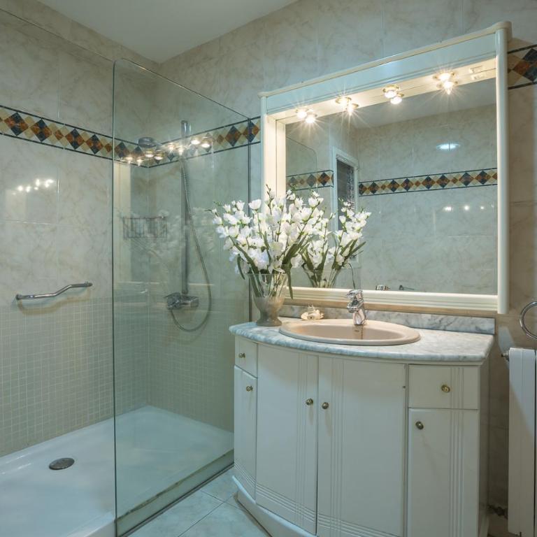 R54 Apartamento MONTSERRAT 11-2 - Apartamento - 11