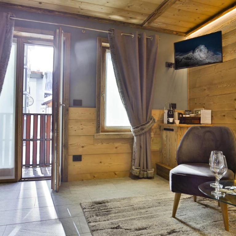 Alpine Rooms Guesthouse - Camera Matrimoniale con Bagno Privato - 2