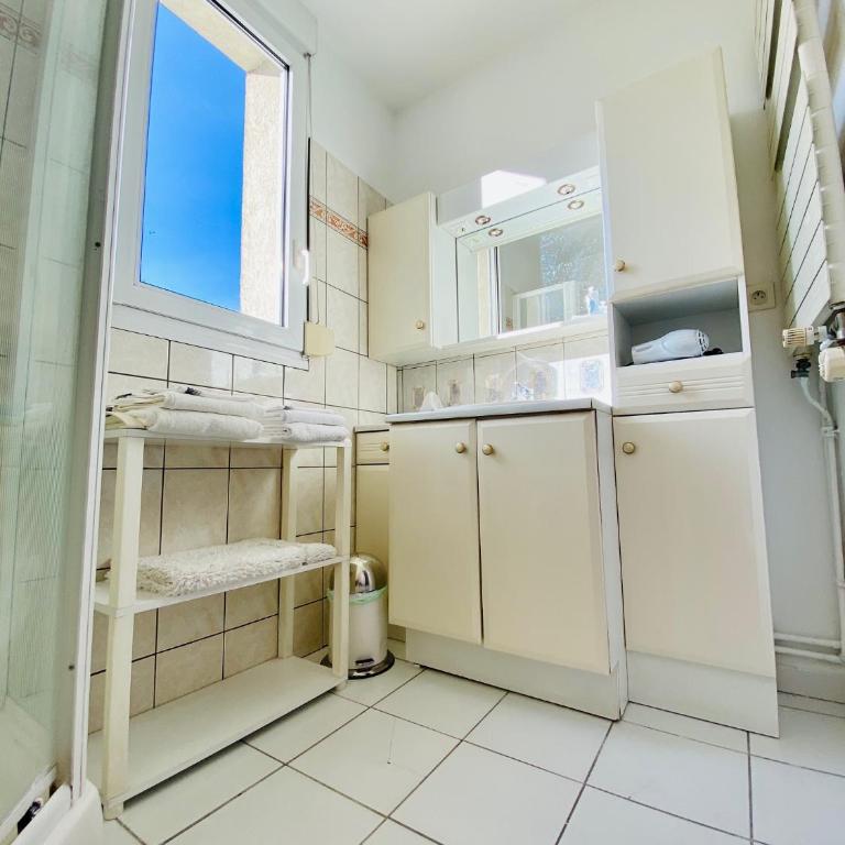 Reims Sherpa Guest House - Chambre Double Deluxe - 19
