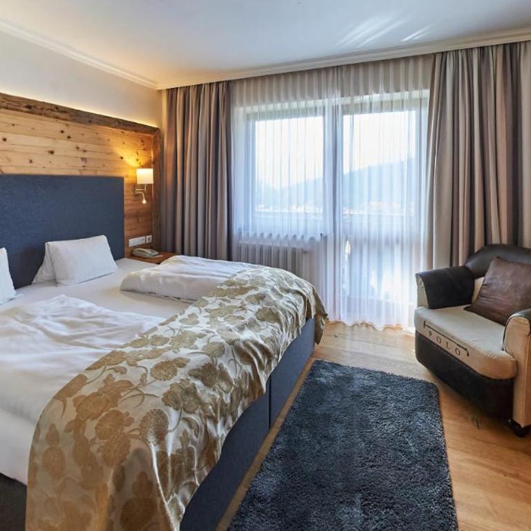 Landhaus Ramsau - Doppelzimmer mit Balkon - 1