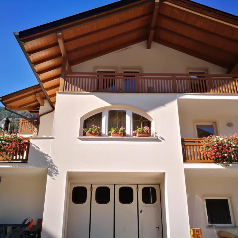 Appartamento Edelweiss - Three-Bedroom Apartment - 1