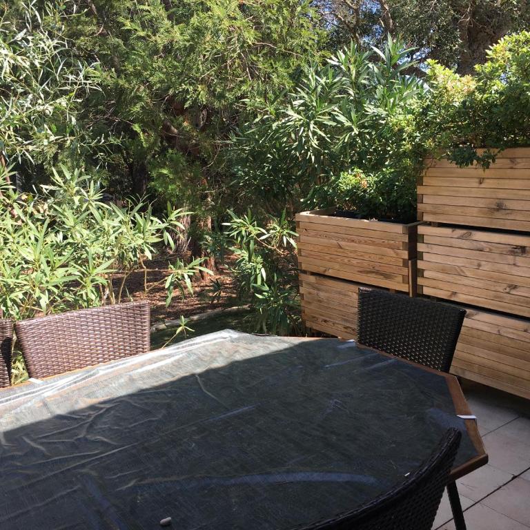 Résidence les pieds dans l'eau - One-Bedroom House (50 m from Beach) - 8