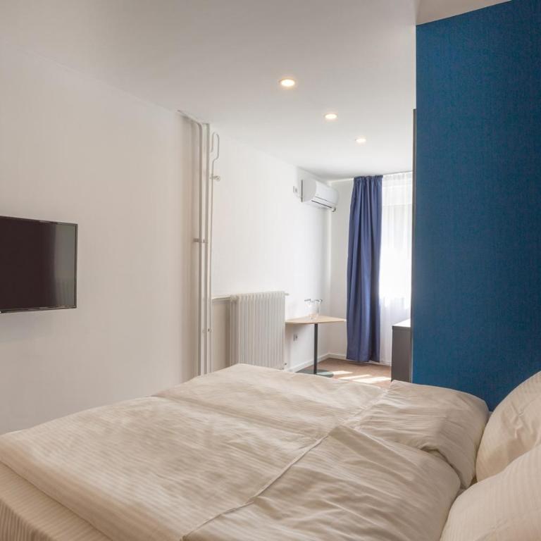 Premium Crown Suites - Niskobudžetna Dvokrevetna Soba sa Bračnim Krevetom - 8