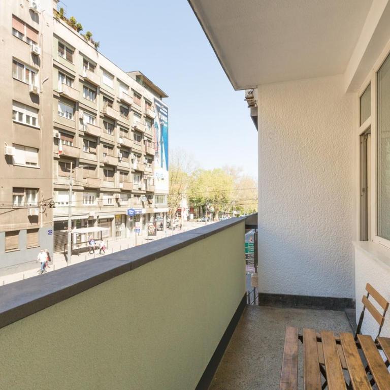 Premium Crown Suites - Dvokrevetna Soba sa Bračnim Krevetom i Terasom - 11