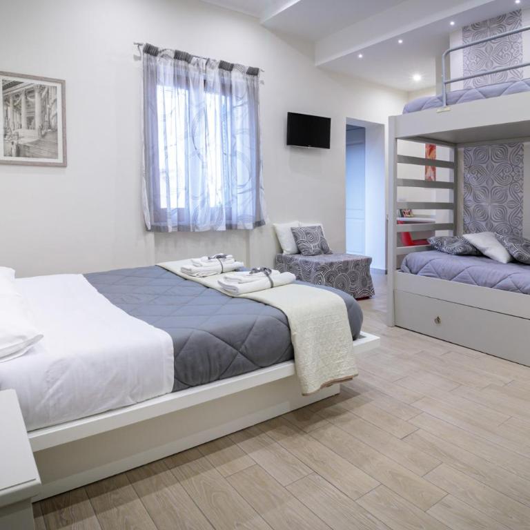 Nolana '86 - Suite Familiare con Balcone - 1