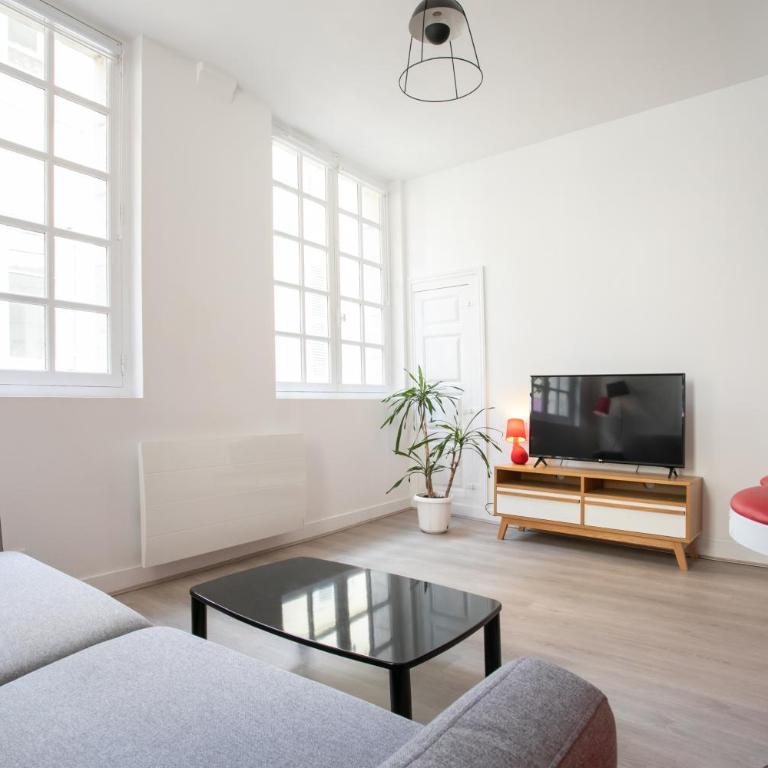 Corps et graphi(qu)es - Appartement 1 Chambre - 4