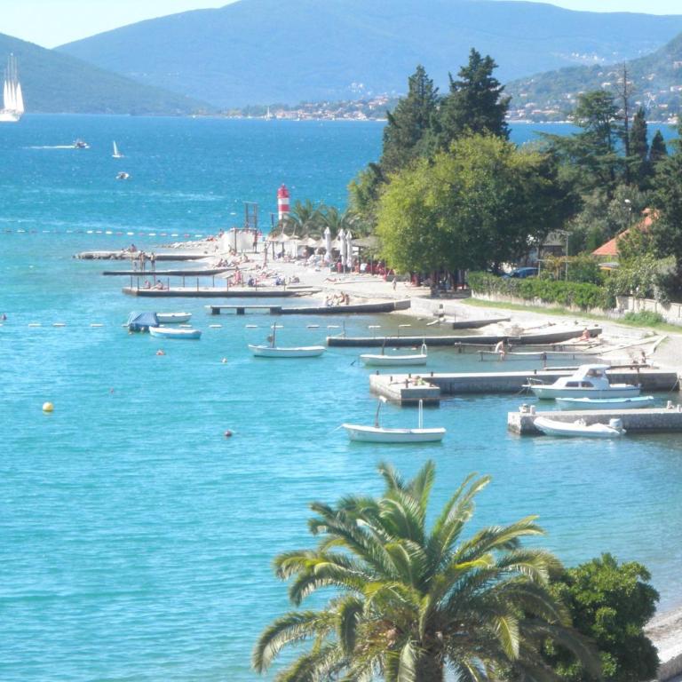 Bayview Apartments Tivat Montenegro - Two-Bedroom Apartment with Sea View - 26
