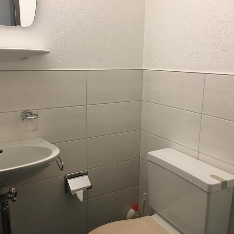 Modern Täsch Apartment with Free Parking - Apartment mit 2 Schlafzimmern - 78