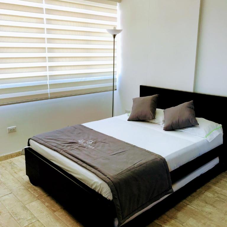 Aptos vista al Embalse, frente al lago, Restaurantes, Bares - Apartment with Lake View - 23