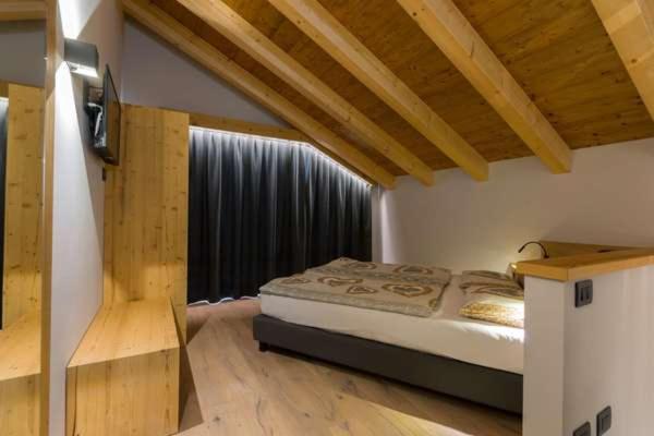 Arnica Mountain Hotel - Suite - 4