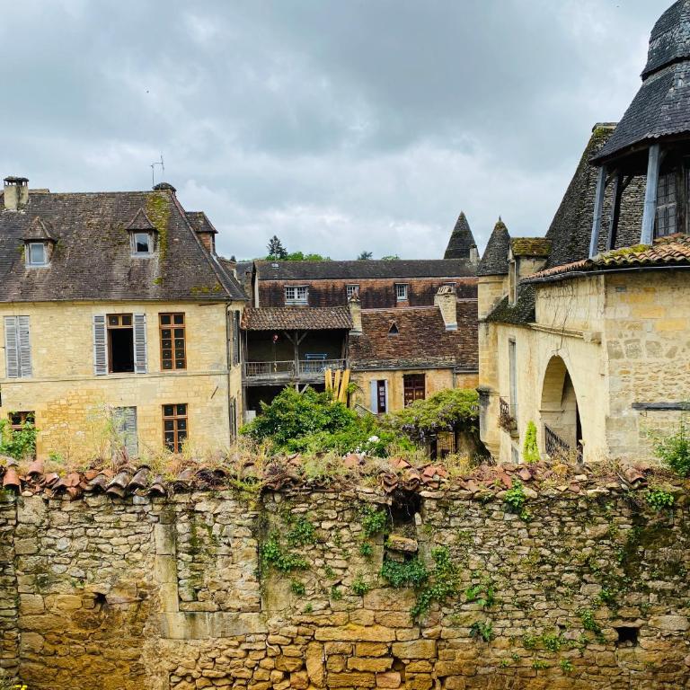Sarlat.Catalina - Studio - 10