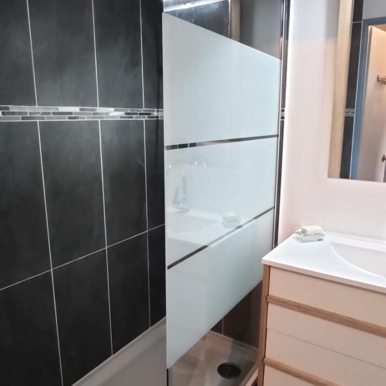 Les Soleillades - Plage, piscine, parking! - Studio Familial - 13