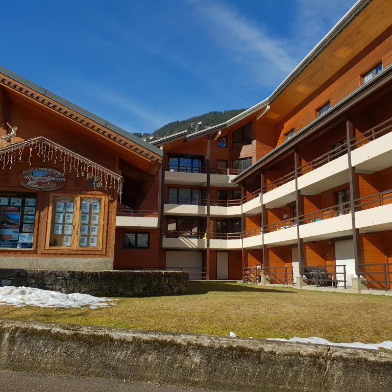 APPARTEMENT DUPLEX SPACIEUX - SAINT JEAN D'AULPS STATION - PIED DES PISTES - 9 Personnes - RELAIS D13 - Appartement en Duplex - 12