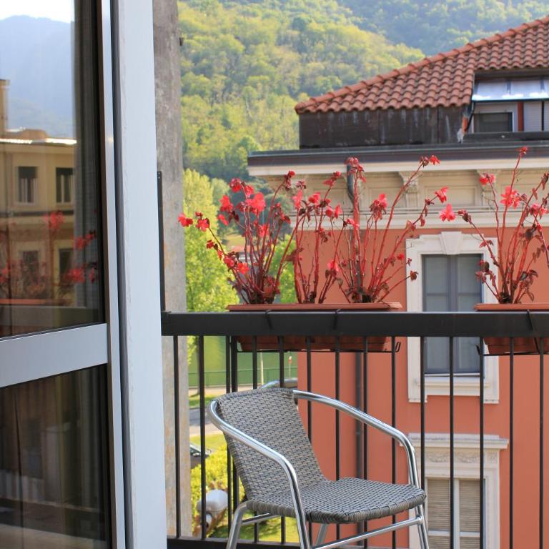 SoloSonno - Camera Matrimoniale/Doppia con Letti Singoli con Balcone - 5