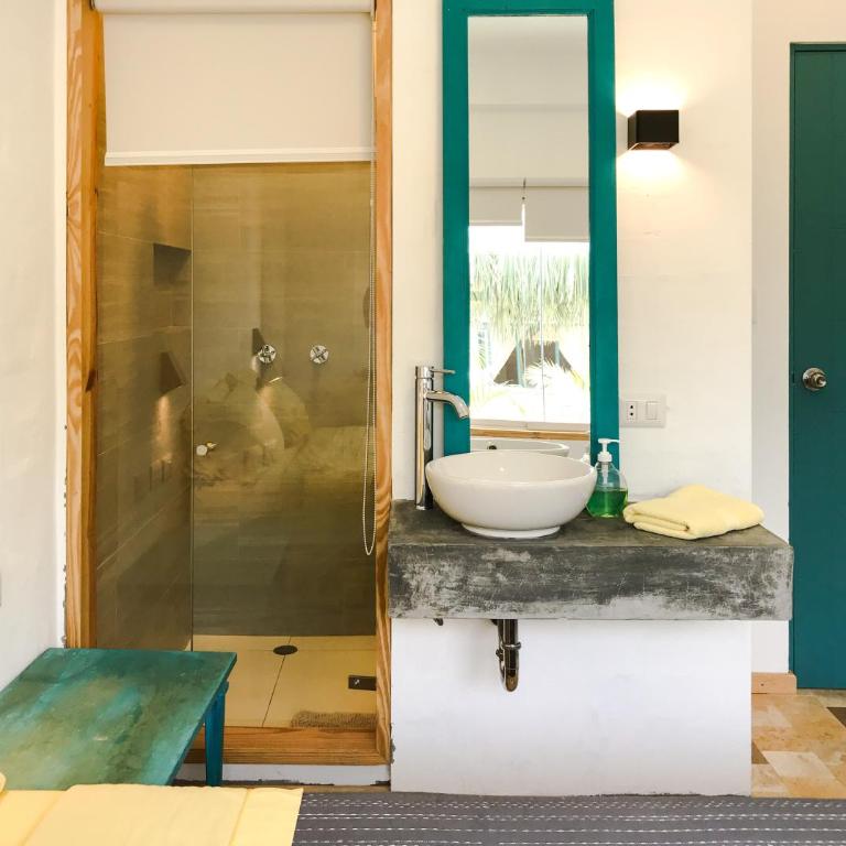 Kauhuhu Casa Hotel - Double Room with Pool View - 4
