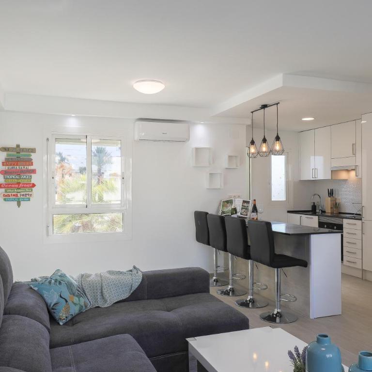 Stay In Gran Alacant - Three-Bedroom Apartment - 20
