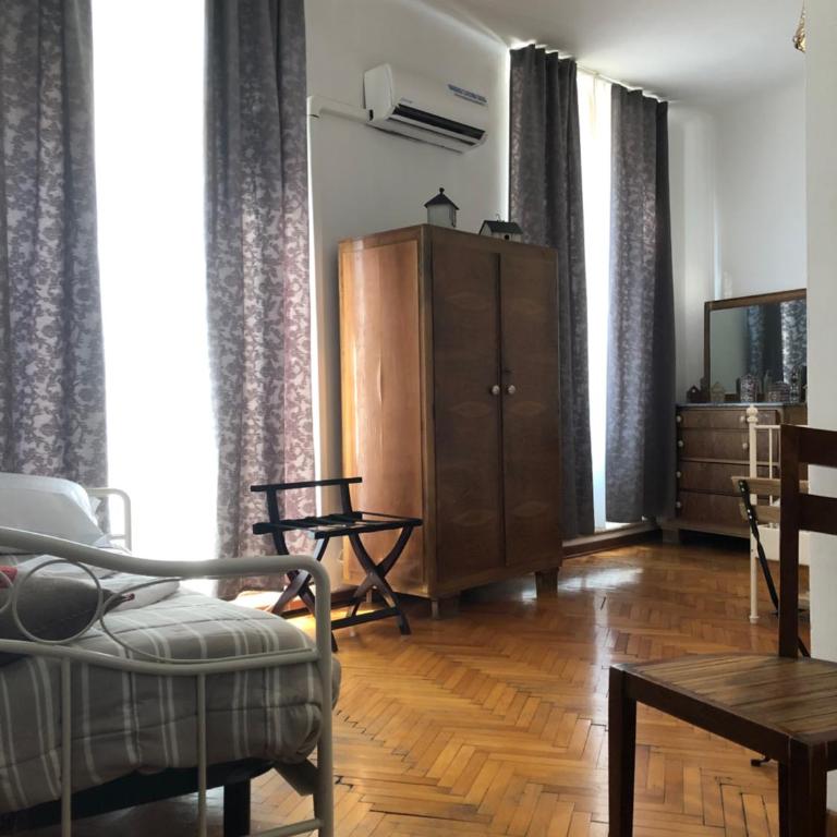 Ai Leoni - Camera Matrimoniale con Bagno Privato - 19