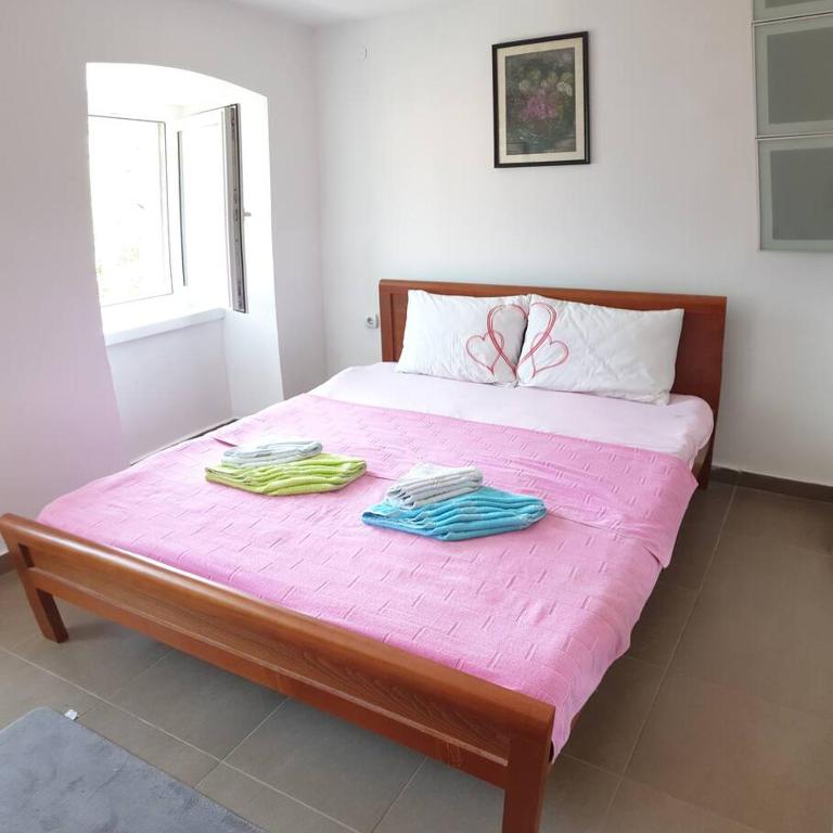 Guest House Maza - Five-Bedroom House - 38