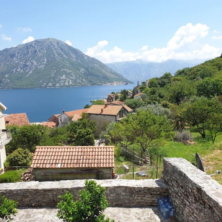 Guest House Maza - Five-Bedroom House - 48