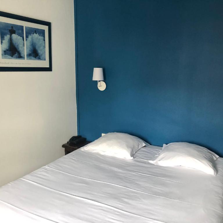 La Maison Normande - Chambre Double avec Toilettes dans le Couloir - 2