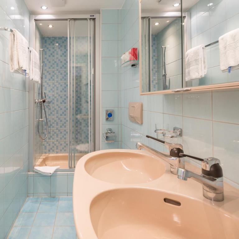 Hotel Berghof Amaranth - Familienzimmer (2 Erwachsene + 2 Kinder) - 1