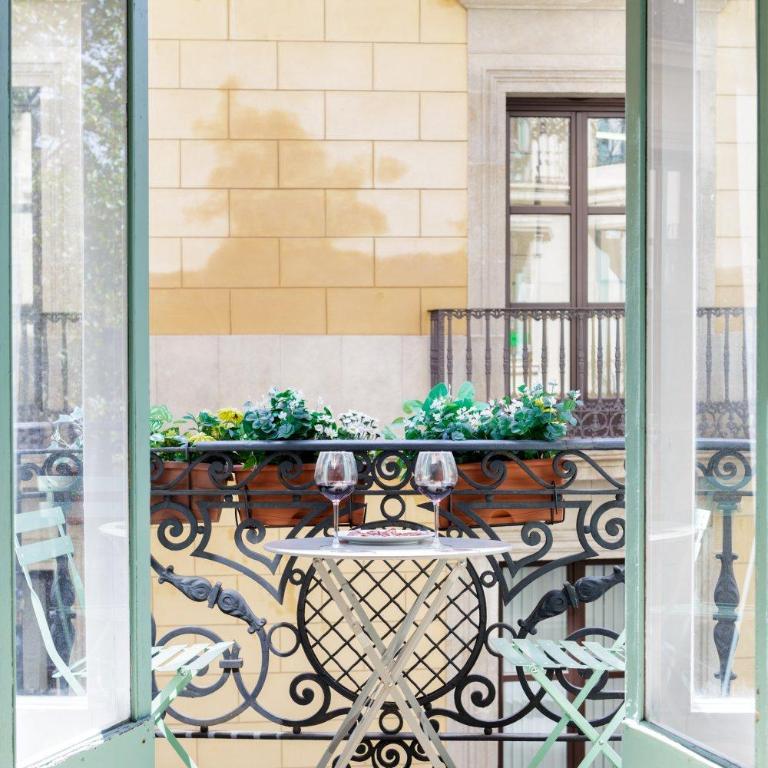 El Alma de las Ramblas - Superior Studio with Balcony - 4