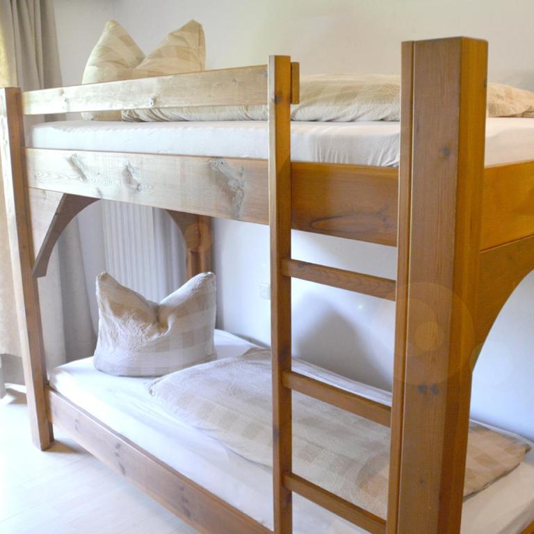 Pension Almhof Baumgarten - Familienzimmer mit Balkon - 6