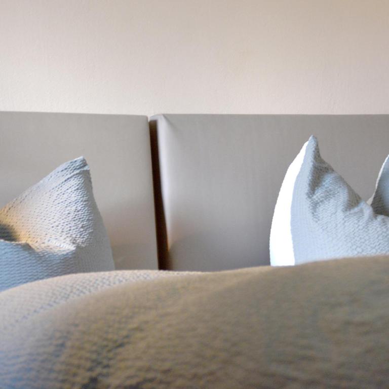 Pension Almhof Baumgarten - Doppelzimmer mit Balkon - 8