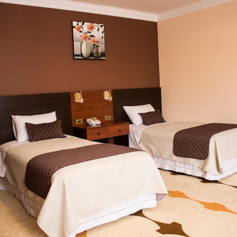 Hotel Pairumani - Twin Room - 1