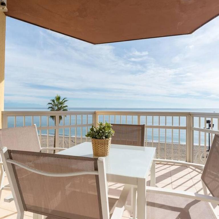 TGH/ Fuengirola frente al mar - Apartamento de 1 dormitorio - 13