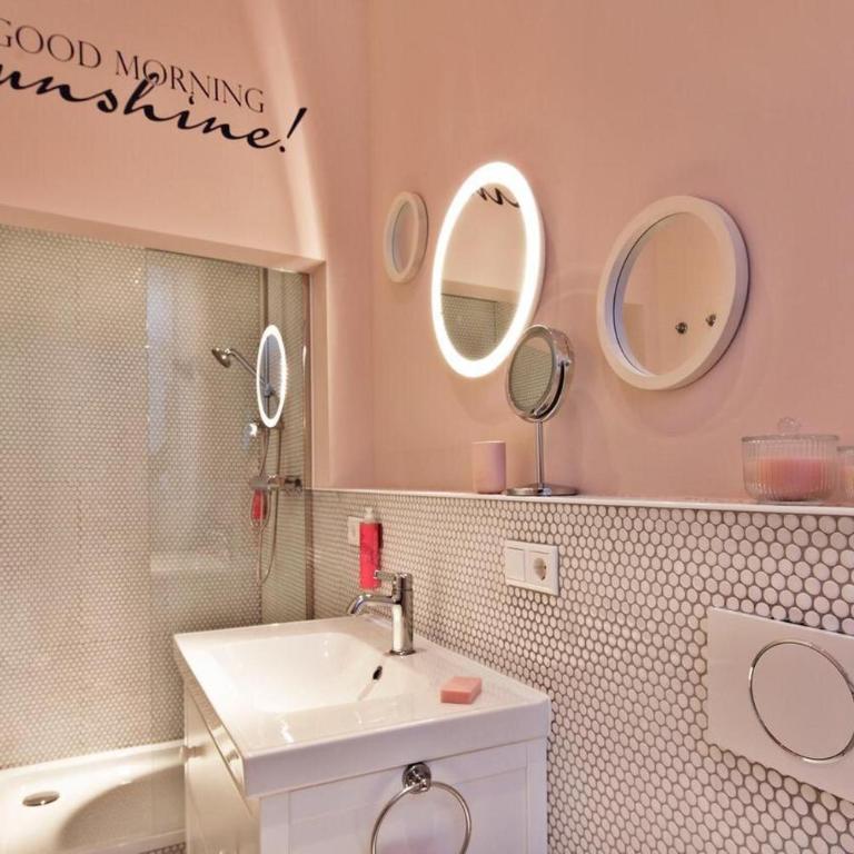 Chase Apartments-Boutiquehotel Style I - Ferienwohnung mit 1 Schlafzimmer – über einer Bar - 3