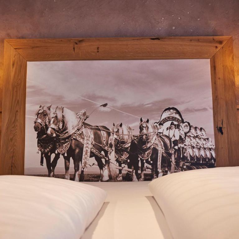 Wellness- und Bierhotel Adam Bräu - Superior Suite - 3