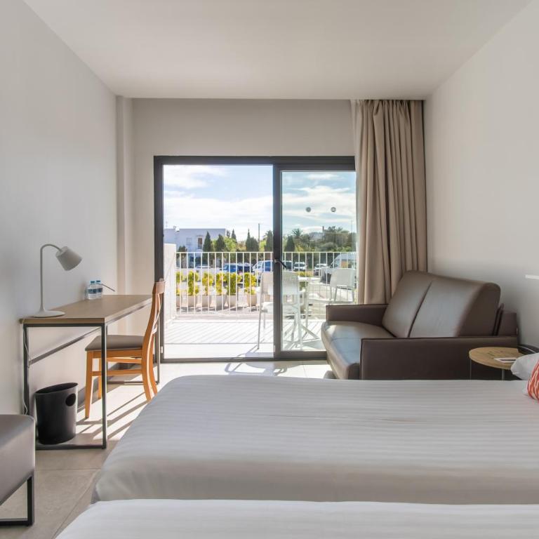 Hotel Cap Negret - Habitación Triple (3 adultos) - 2