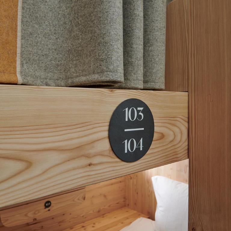 Carina - Design&Lifestyle hotel - Bett im 6-Bett-Schlafsaal - 4