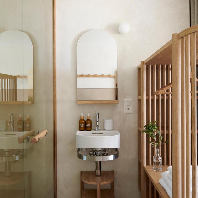 Carina - Design&Lifestyle hotel - Deluxe Doppelzimmer mit Balkon - 7