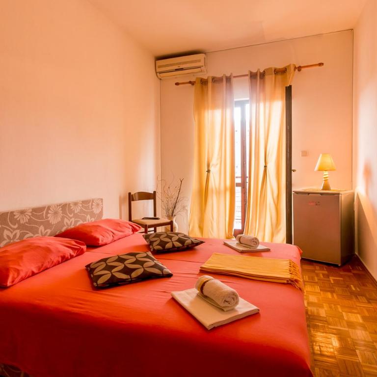 Apartmani Pandurevic - Deluxe Double Room with Balcony - 8