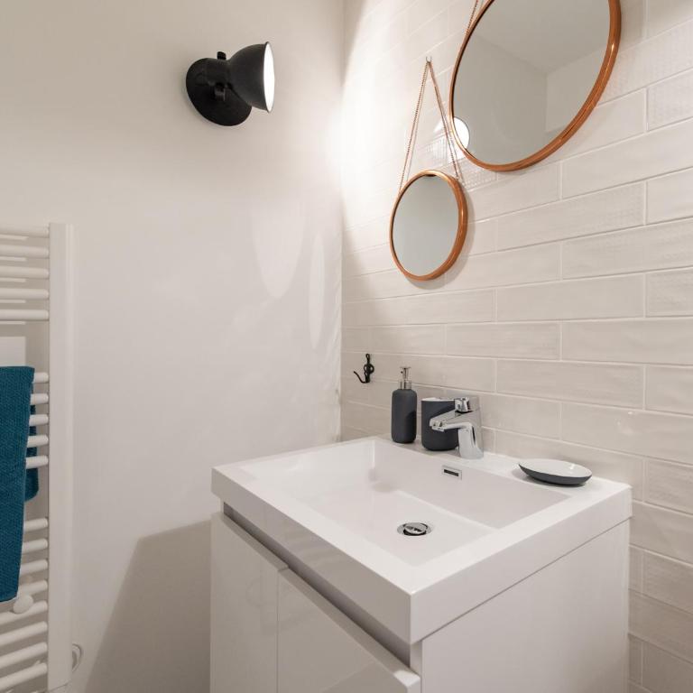 URBAIN et ZEN - Cosy l Hyper-Centre l Jean Macé by Dreamy Flat Lyon - Studio Supérieur - 23